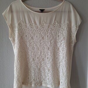 Ann Taylor Cream Lace Short Sleeve Blouse, Soft Pristine Condition Size XL